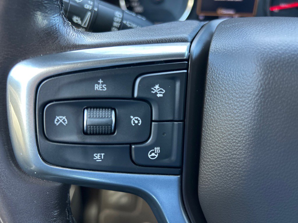 Used 2021 Chevrolet Tahoe LT w/ LT Signature Package image 28