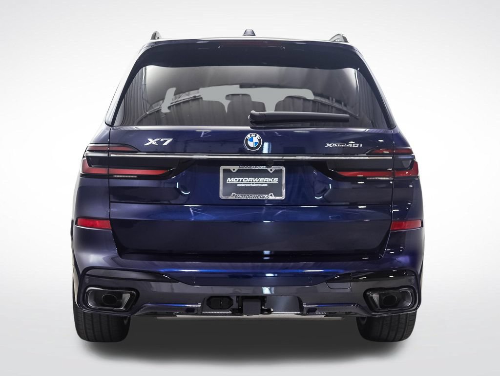 Used 2027 BMW X7 xDrive40i w/ Executive Package AWD/4WD image 4