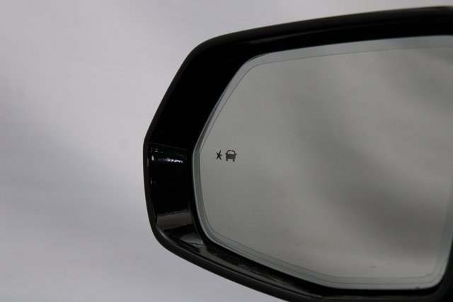 Certified 2022 Cadillac XT5 Premium Luxury image 26