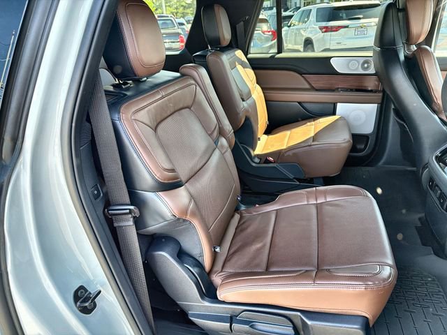 Used 2023 Lincoln Navigator L Reserve AWD/4WD image 27