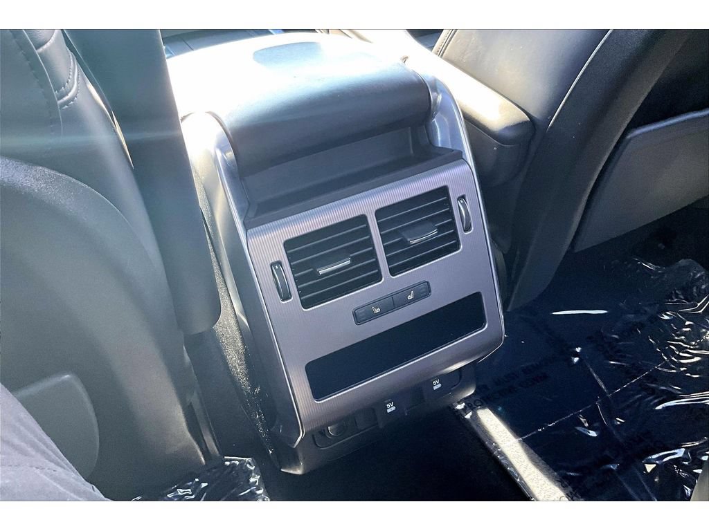 Used 2018 Land Rover Range Rover Sport HSE AWD/4WD image 10