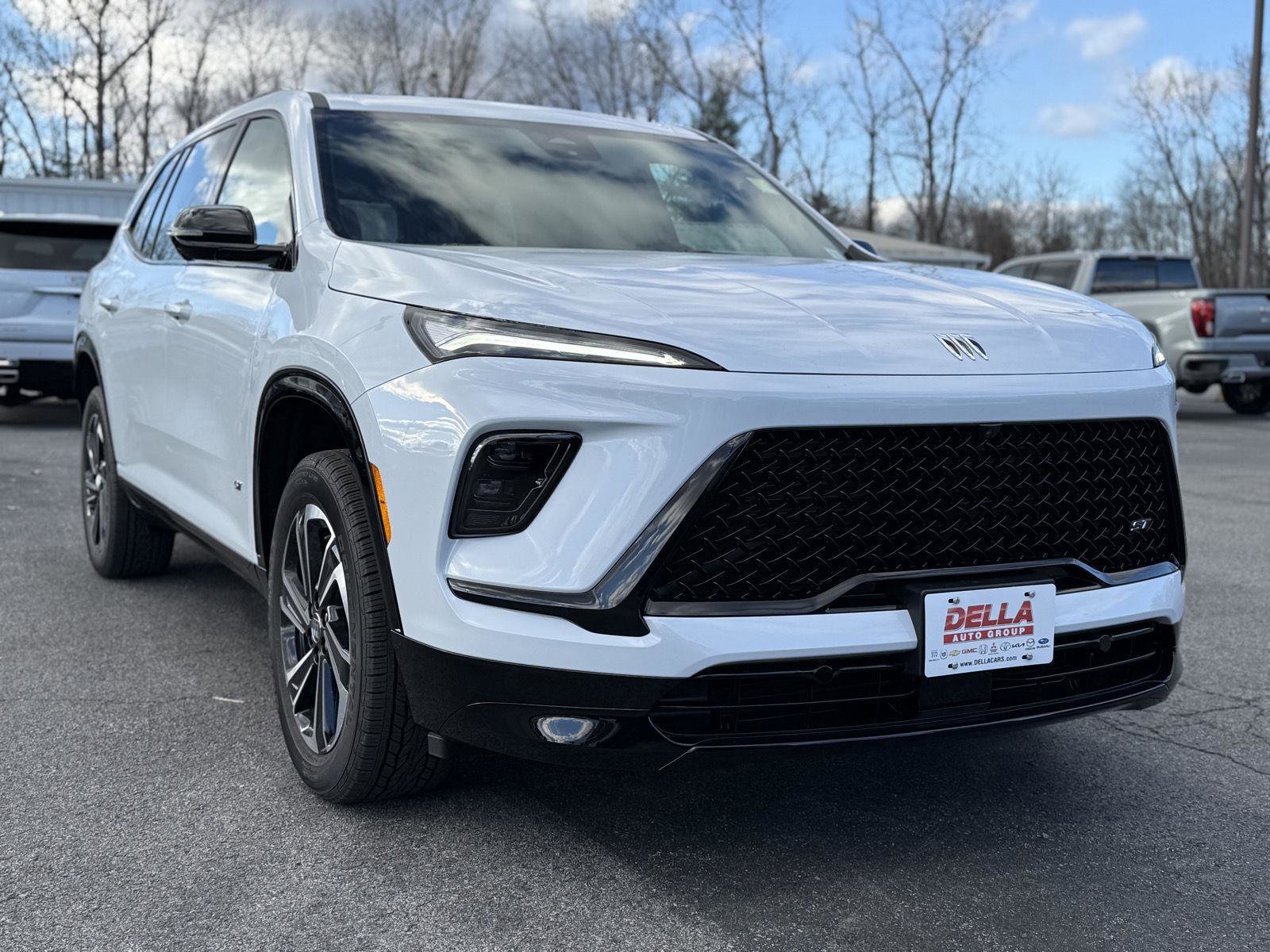 New 2026 Buick Enclave Sport Touring w/ Power Package image 3