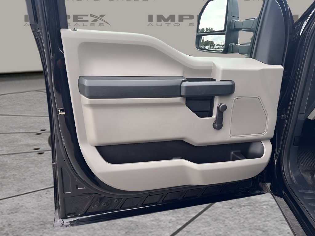 Used 2022 Ford F250 XL RWD image 19