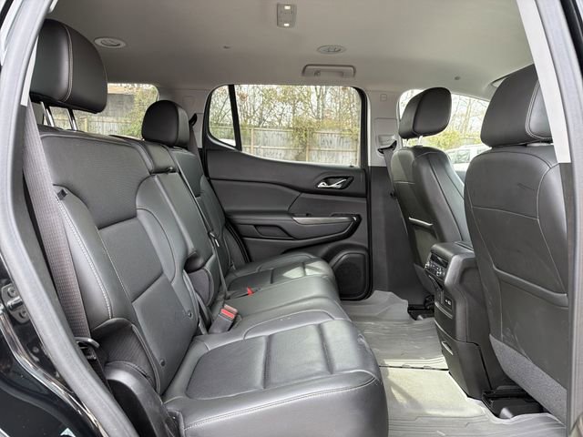 Used 2023 GMC Acadia SLT image 14
