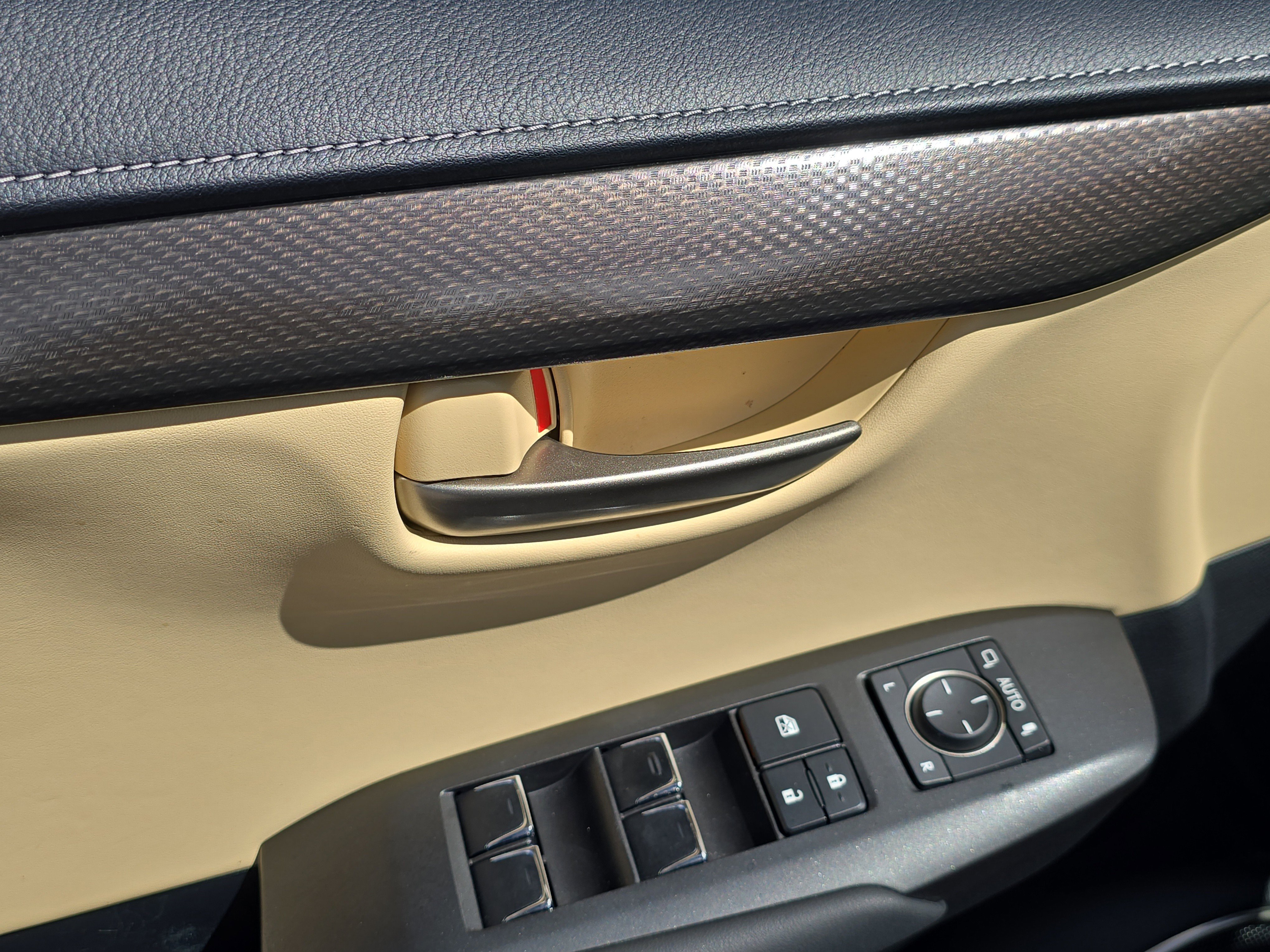 Used 2021 Lexus NX 300 FWD w/ Comfort Package image 18