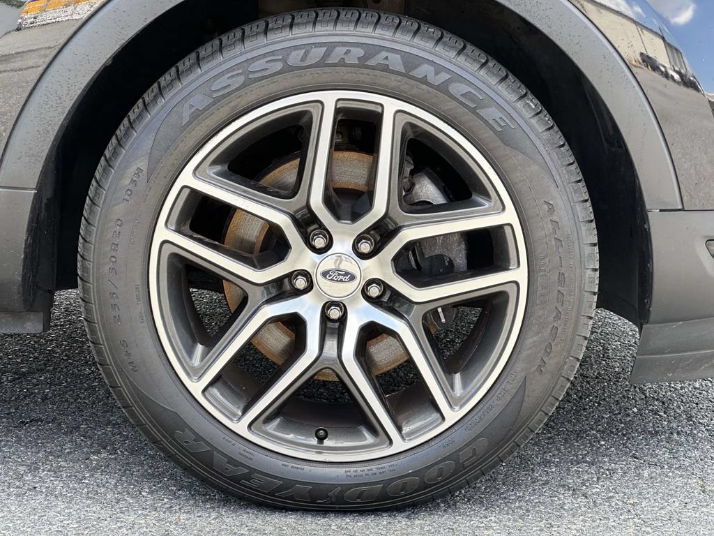 Certified 2019 Ford Explorer Sport w/ Ford Safe & Smart Package AWD/4WD image 8