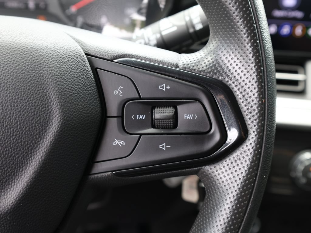 Used 2024 Chevrolet Trax LS FWD image 30