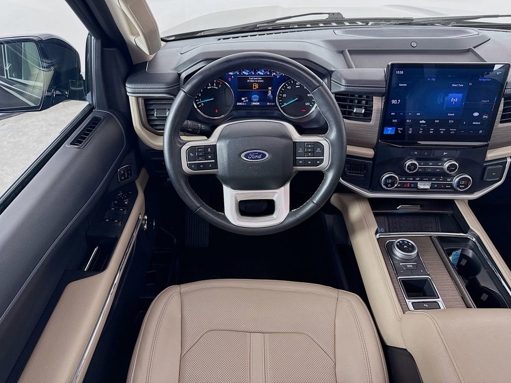 Used 2024 Ford Expedition Limited image 25
