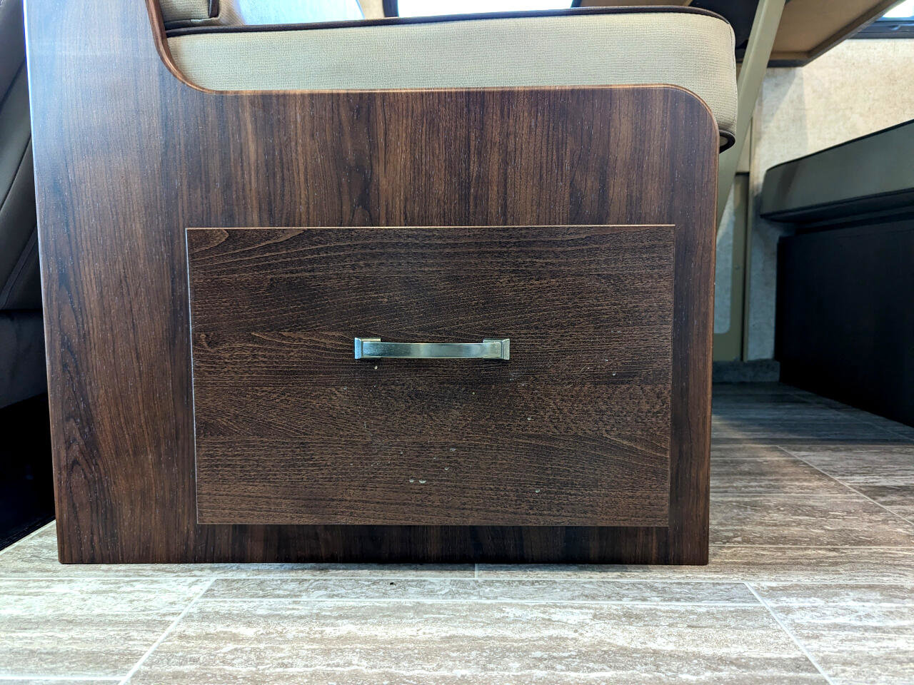 Used 2019 Chevrolet Express 4500 w/ RV Package RWD image 57