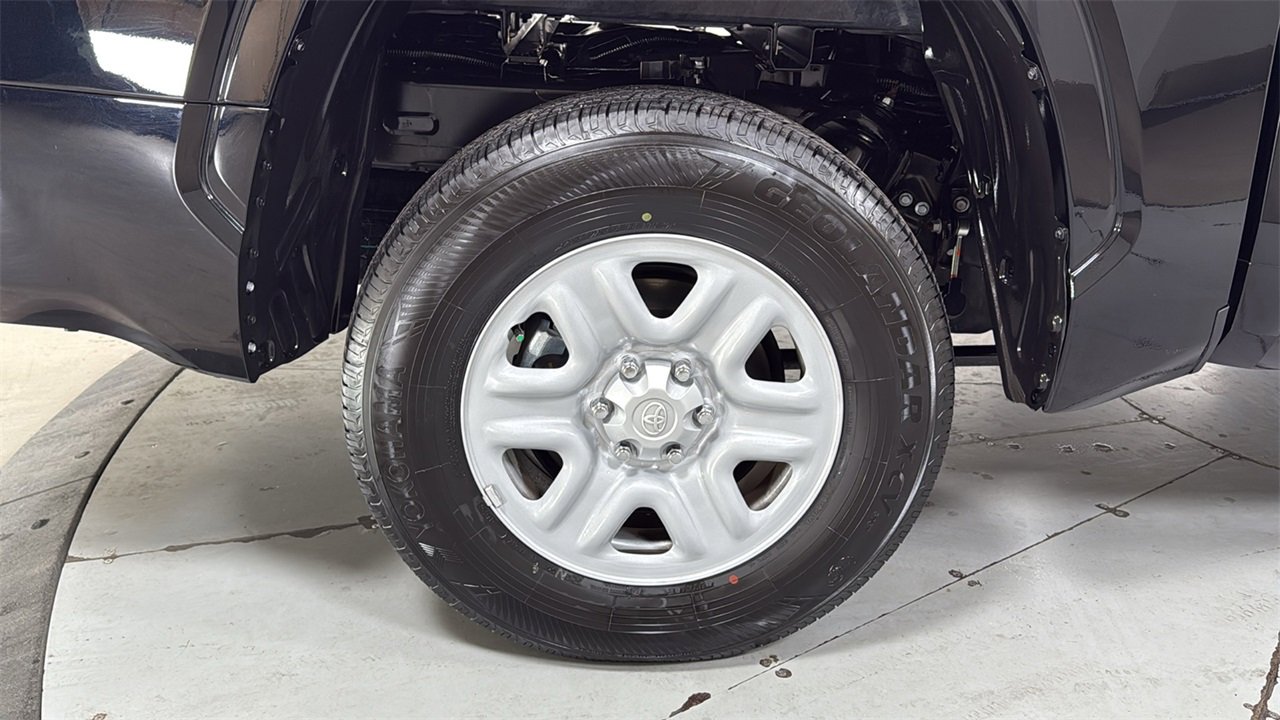 Used 2025 Toyota Tundra SR image 22