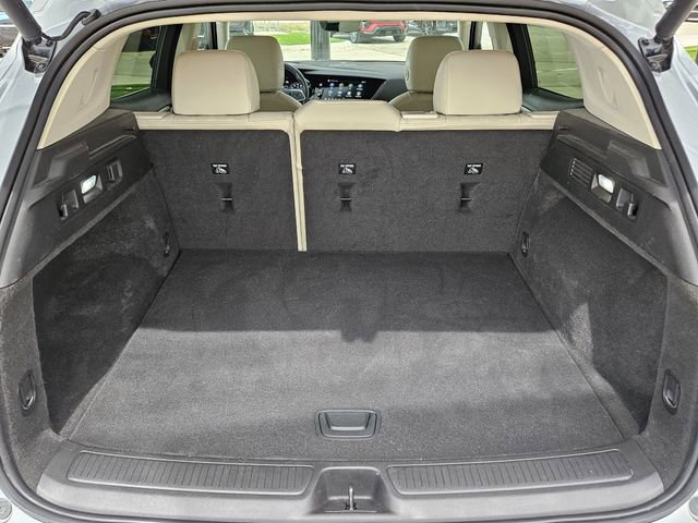 Used 2023 Buick Envision Avenir image 28