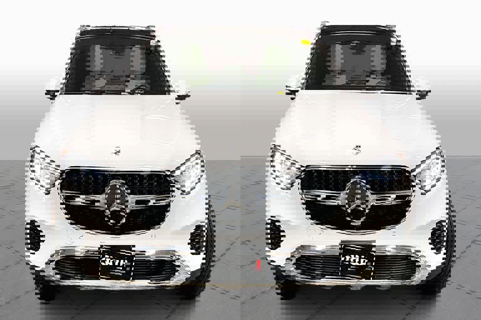 Used 2026 Mercedes-Benz GLC 300 4MATIC image 4