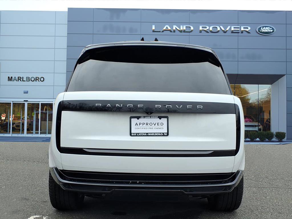 Certified 2024 Land Rover Range Rover SE image 7