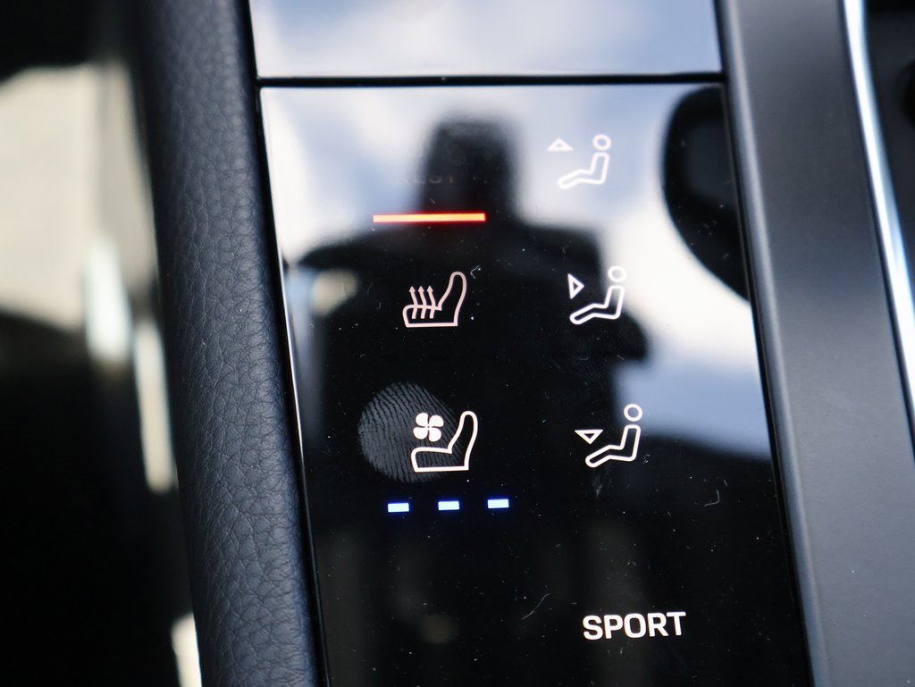 New 2025 Porsche Macan image 25