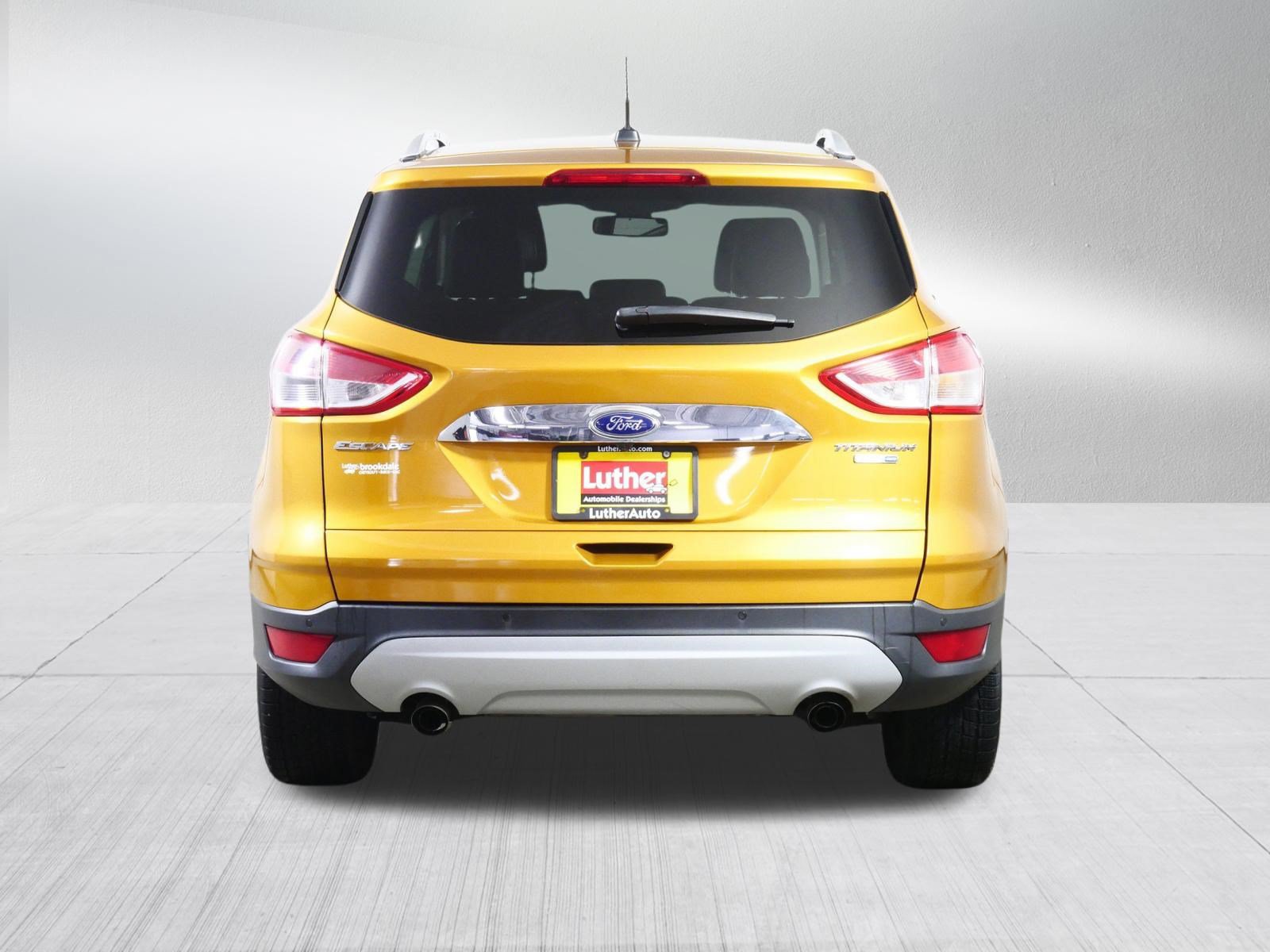 Used 2016 Ford Escape Titanium AWD/4WD image 6