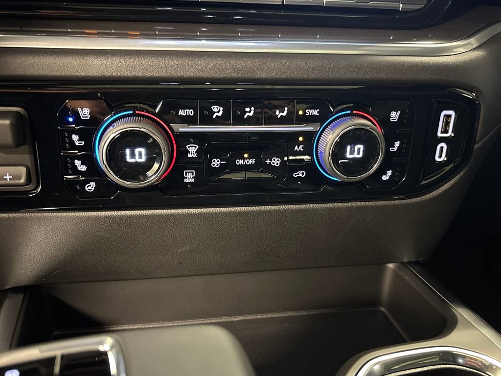 Certified 2026 Chevrolet Silverado 1500 High Country w/ Technology Package image 44