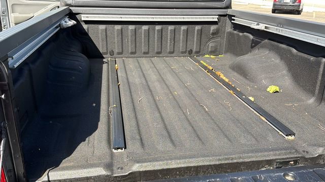 Used 2021 Nissan Frontier SV RWD image 12