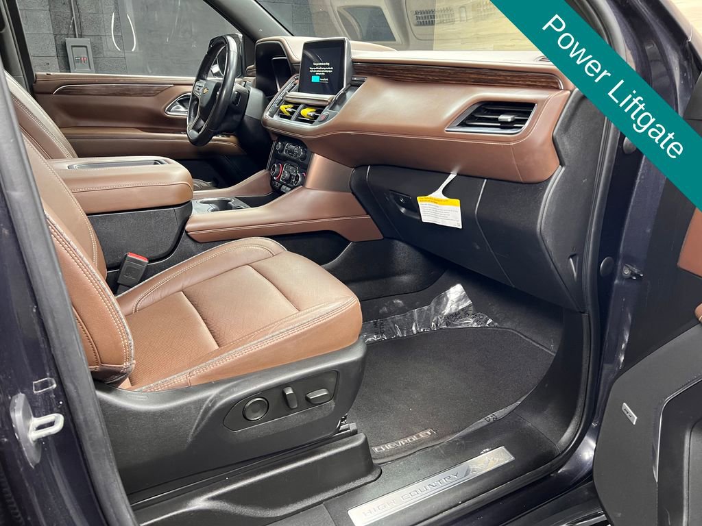 Used 2023 Chevrolet Suburban High Country w/ Advanced Technology Package image 8