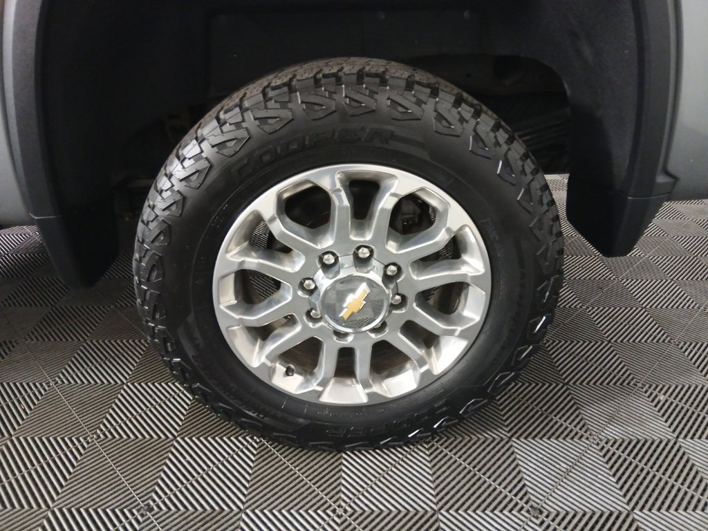 Certified 2024 Chevrolet Silverado 2500 LTZ w/ LTZ Plus Package AWD/4WD image 31