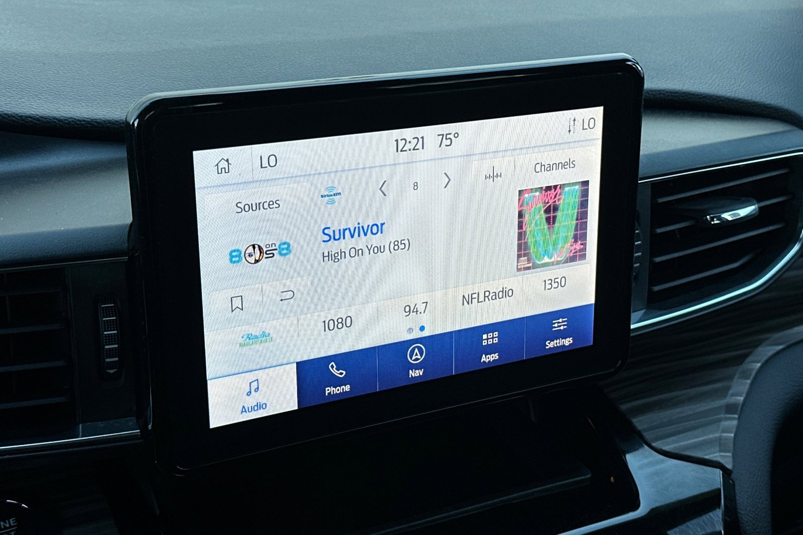 Used 2022 Ford Explorer Limited w/ Hybrid Equipment Group 310A image 18