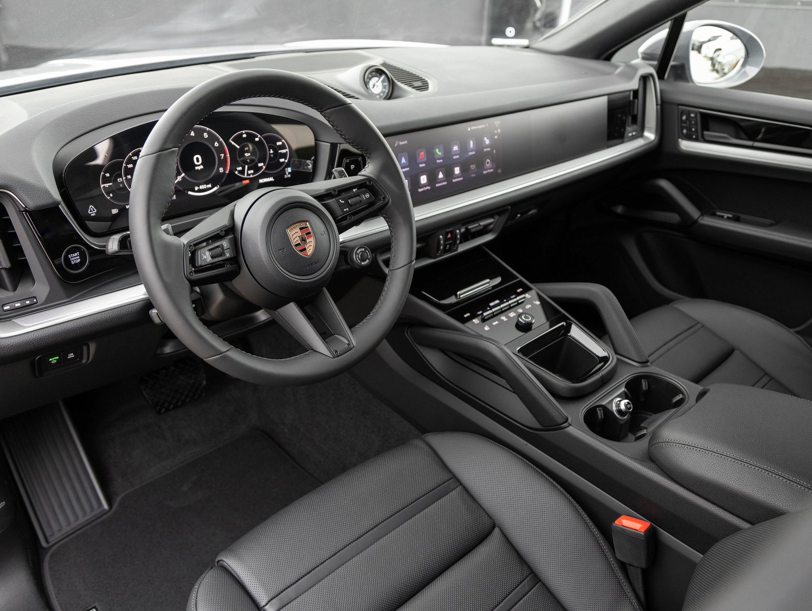 Certified 2026 Porsche Cayenne Coupe image 4