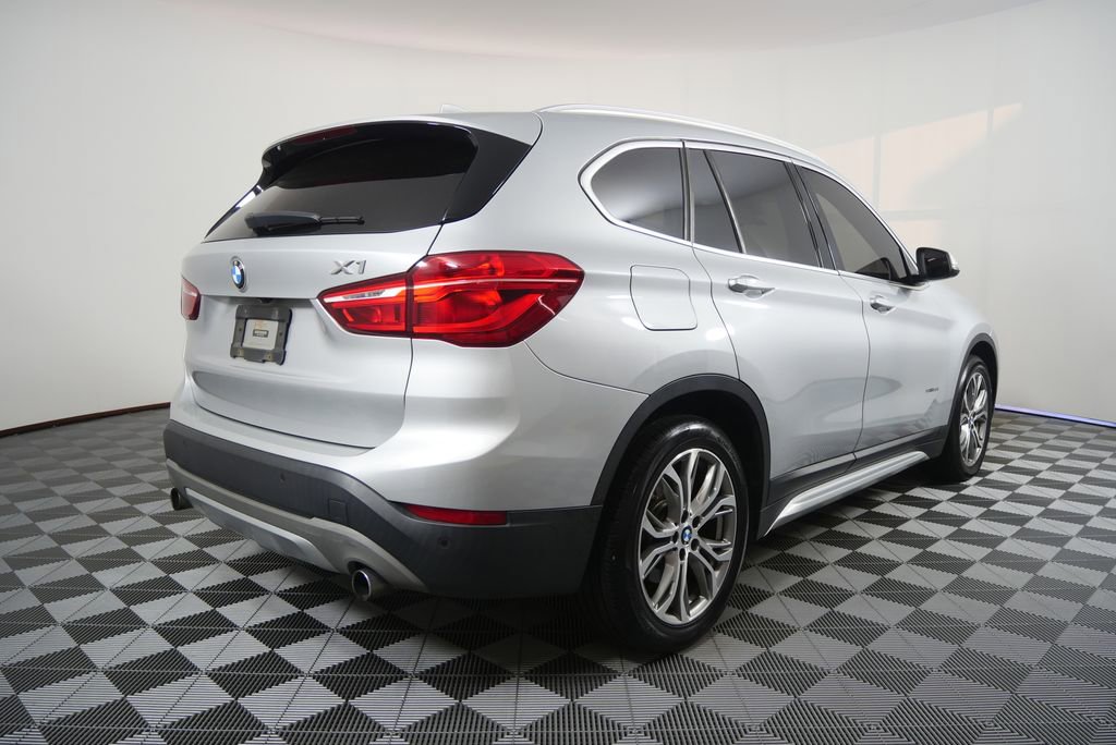 Used 2017 BMW X1 sDrive28i FWD image 3