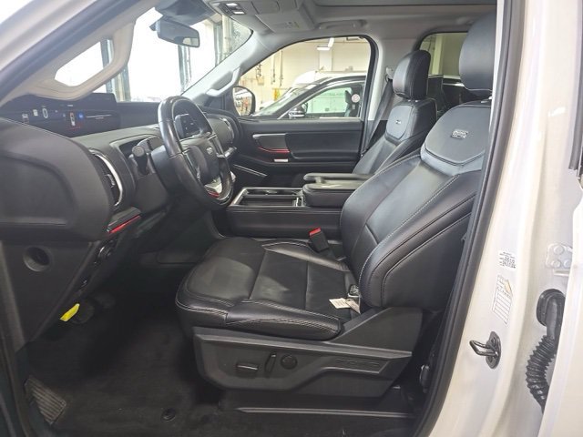 Used 2025 Ford Expedition Max Platinum AWD/4WD image 7