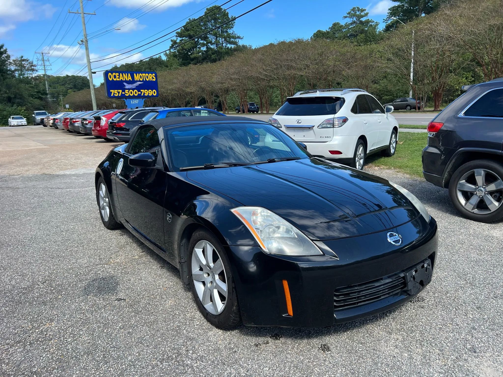 Used 2005 Nissan 350Z Touring image 3