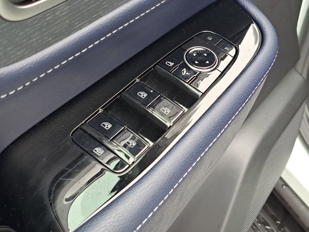 New 2026 INFINITI QX80 4WD image 13