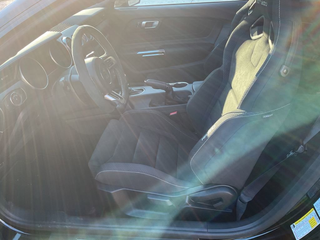 Used 2016 Ford Mustang Shelby GT350 w/ Track Package image 39