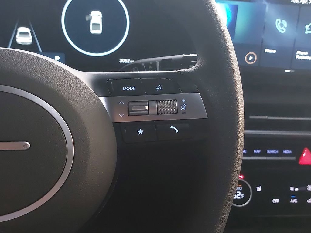 Certified 2025 Hyundai Santa Cruz SEL image 18