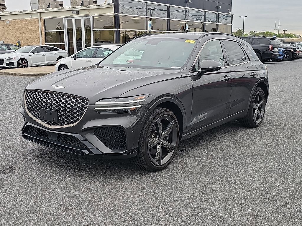 Used 2023 Genesis GV70 2.5T w/ Sport Prestige Package AWD/4WD image 16