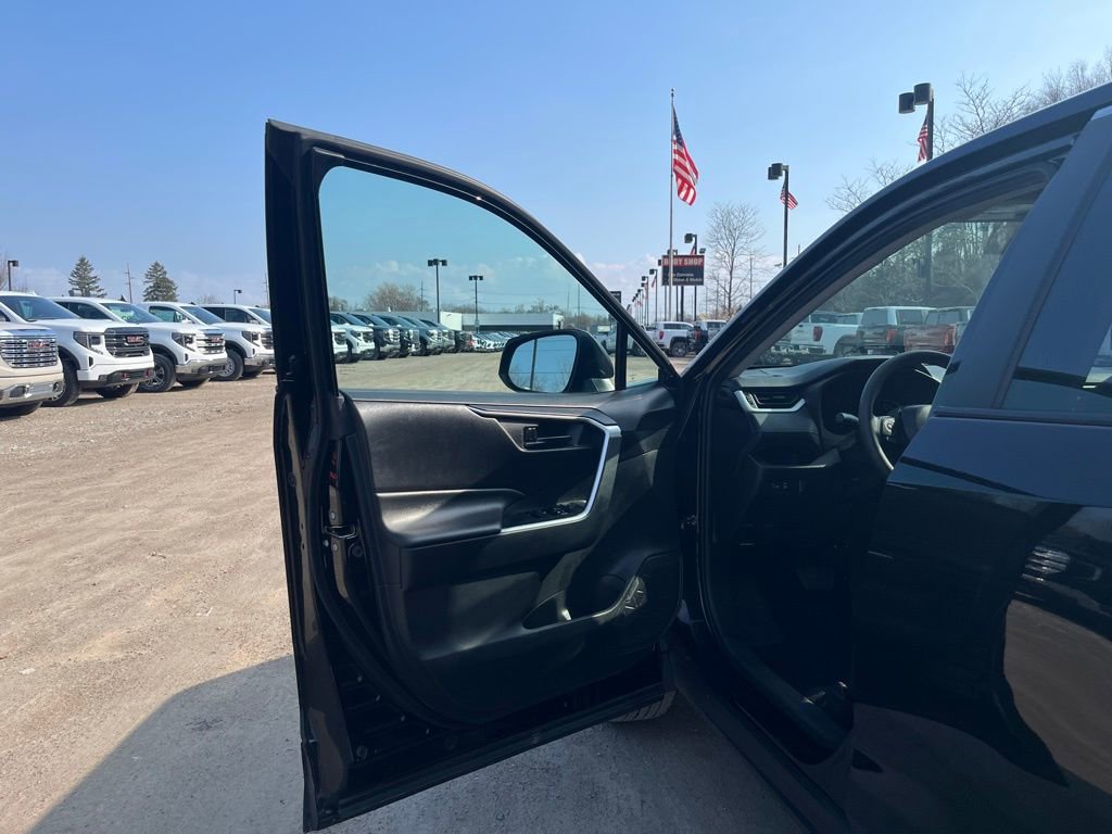 Used 2024 Toyota RAV4 LE image 14