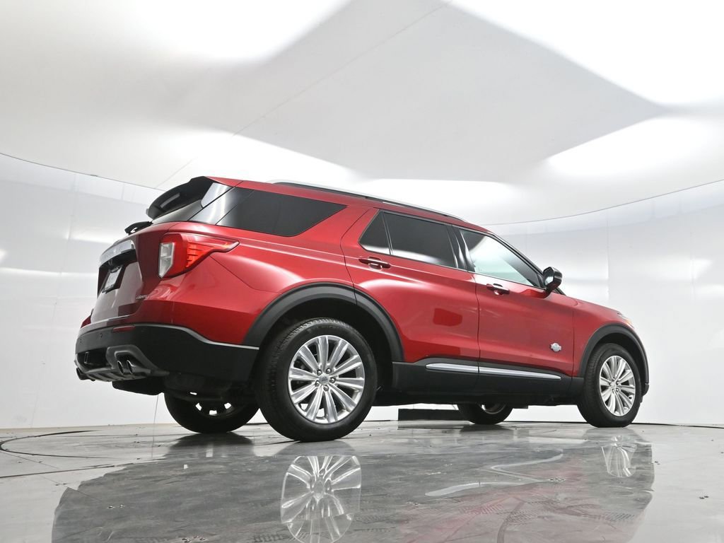 Used 2024 Ford Explorer King Ranch w/ Technology Package AWD/4WD image 57