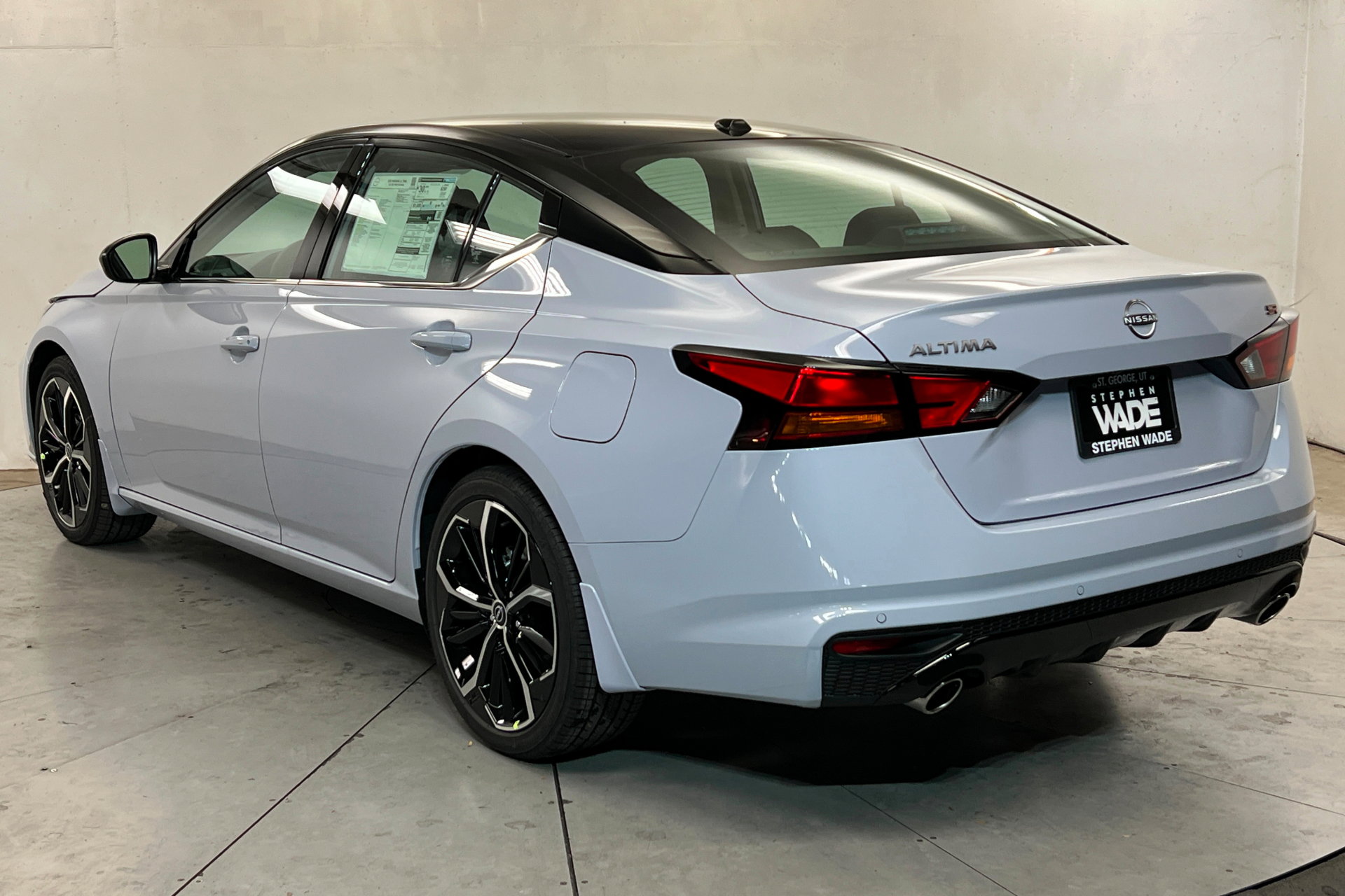 New 2026 Nissan Altima 2.5 SR FWD image 3