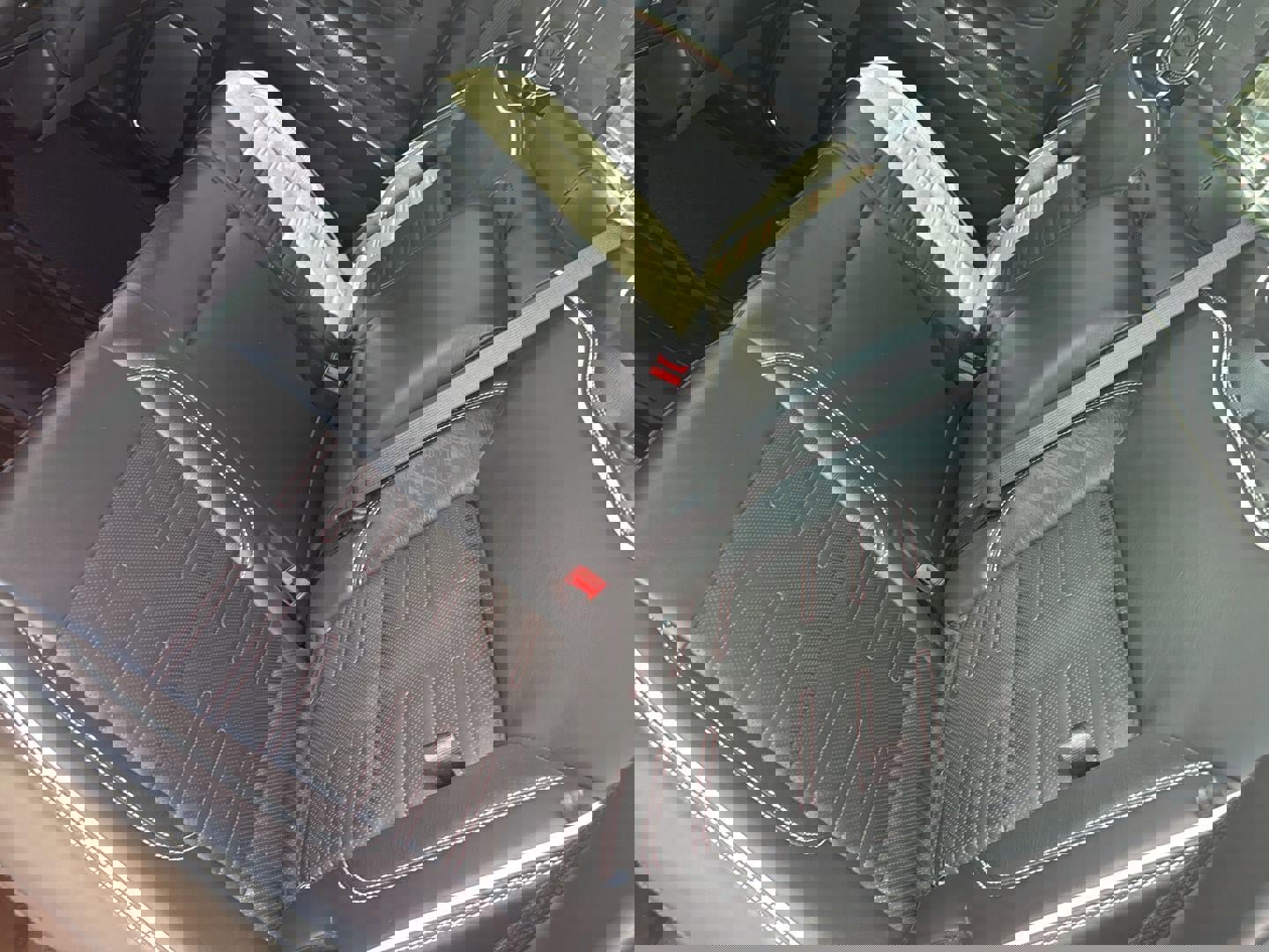 Used 2024 GMC Sierra 1500 AT4X image 16