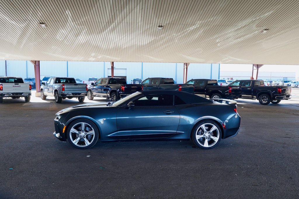 Used 2018 Chevrolet Camaro SS image 3