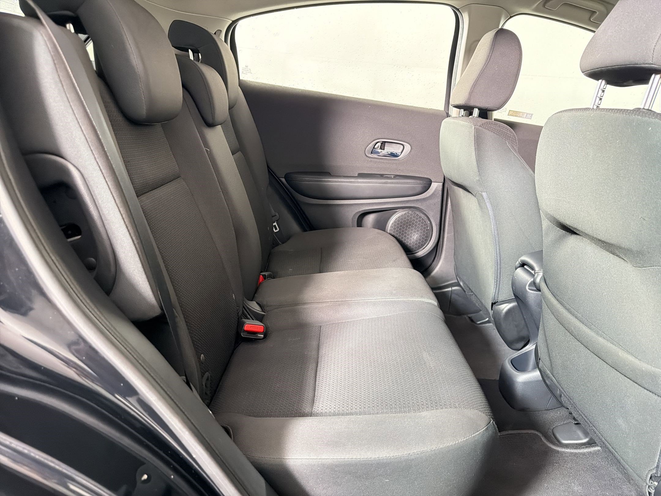 Used 2019 Honda HR-V LX image 28