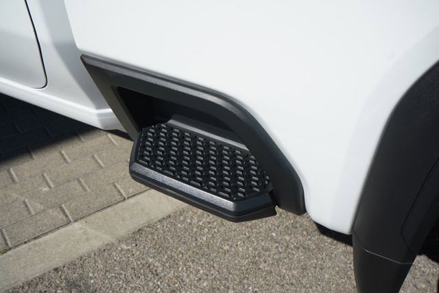 Used 2020 GMC Sierra 2500 2WD Crew Cab w/ Convenience Package image 15