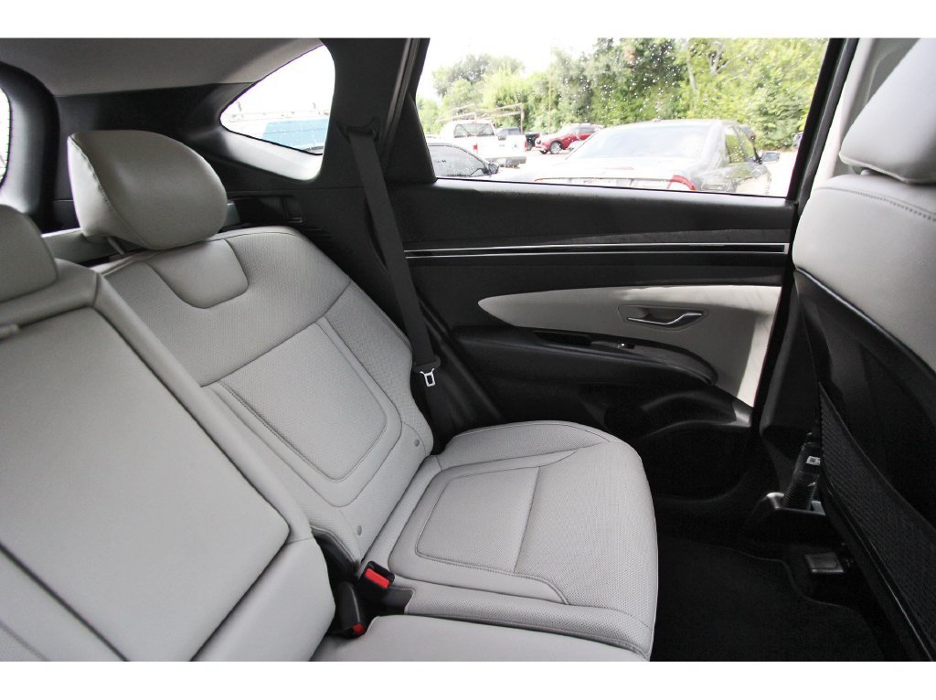 Used 2023 Hyundai Tucson SEL w/ Convenience Package AWD/4WD image 11
