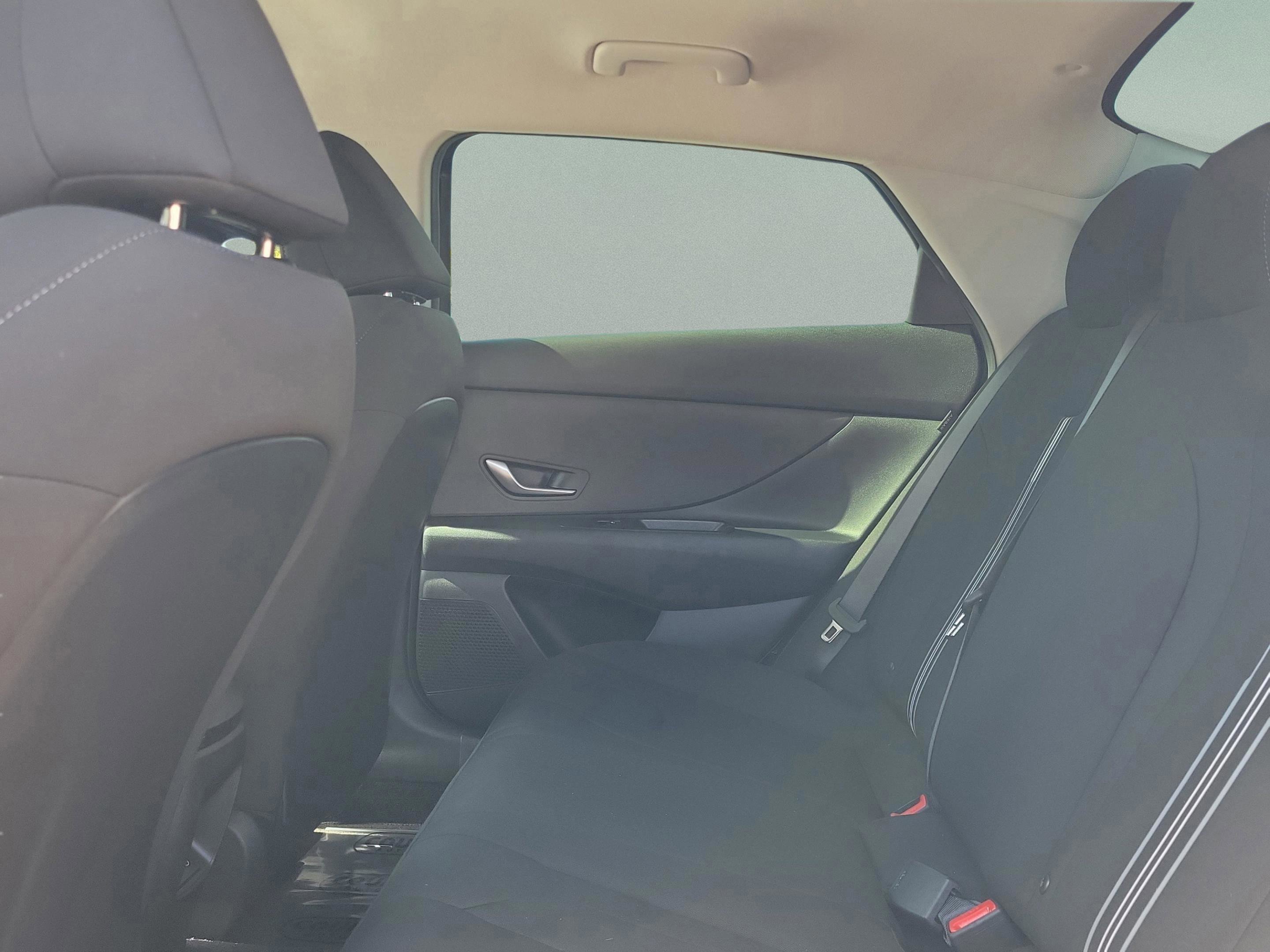 New 2026 Hyundai Elantra Blue image 29