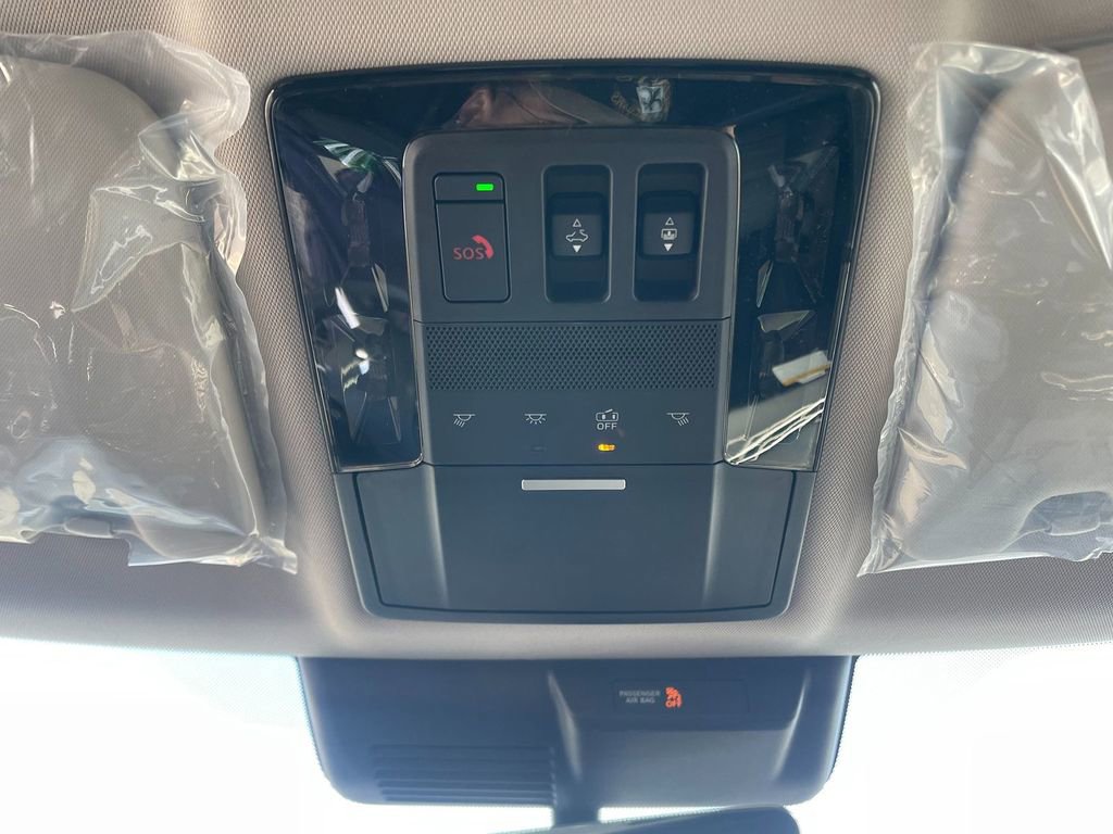 New 2026 Mitsubishi Outlander SE image 23