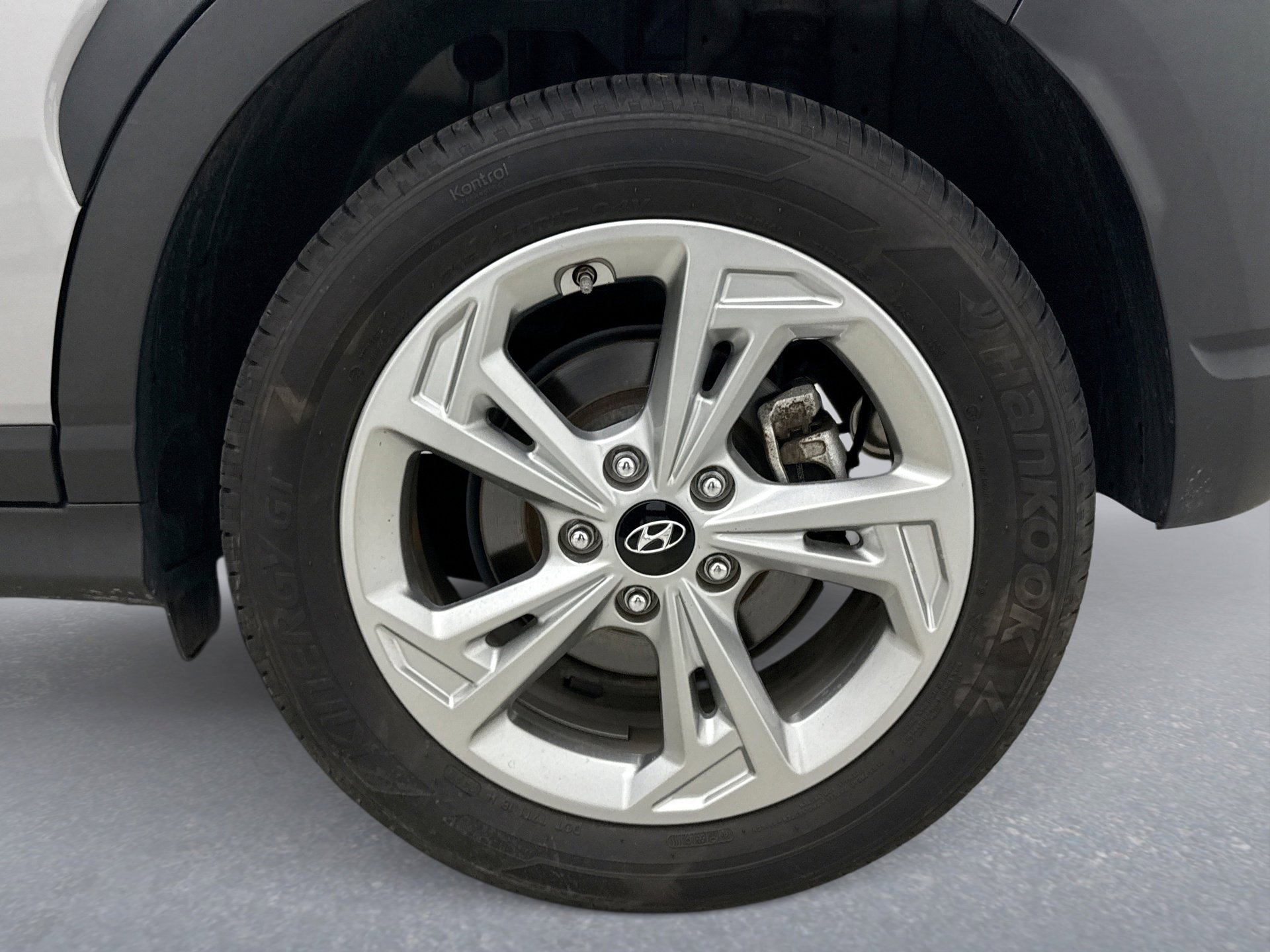 Used 2023 Hyundai Kona SEL image 20