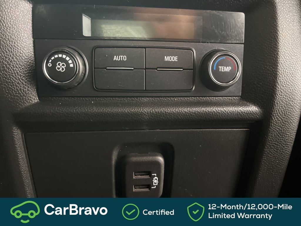 Certified 2023 Chevrolet Traverse LT w/ Rear Camera Mirror Package image 19