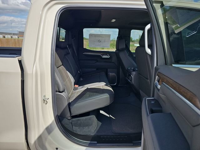 New 2026 Chevrolet Silverado 1500 High Country w/ Technology Package AWD/4WD image 28