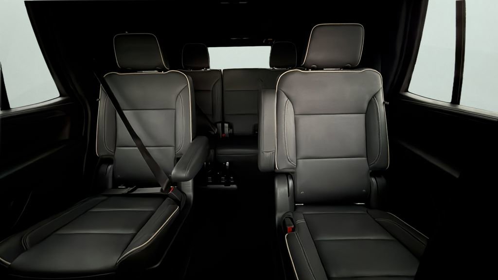 Used 2022 GMC Yukon SLT AWD/4WD image 12