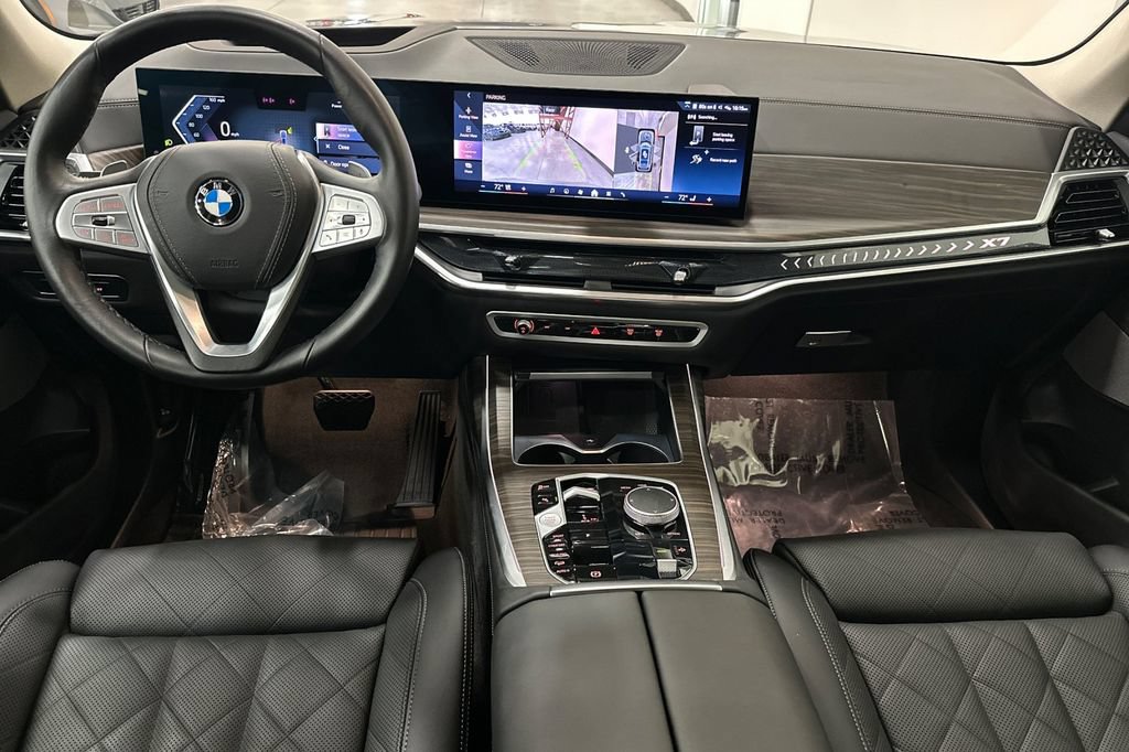 Used 2026 BMW X7 xDrive40i AWD/4WD image 15
