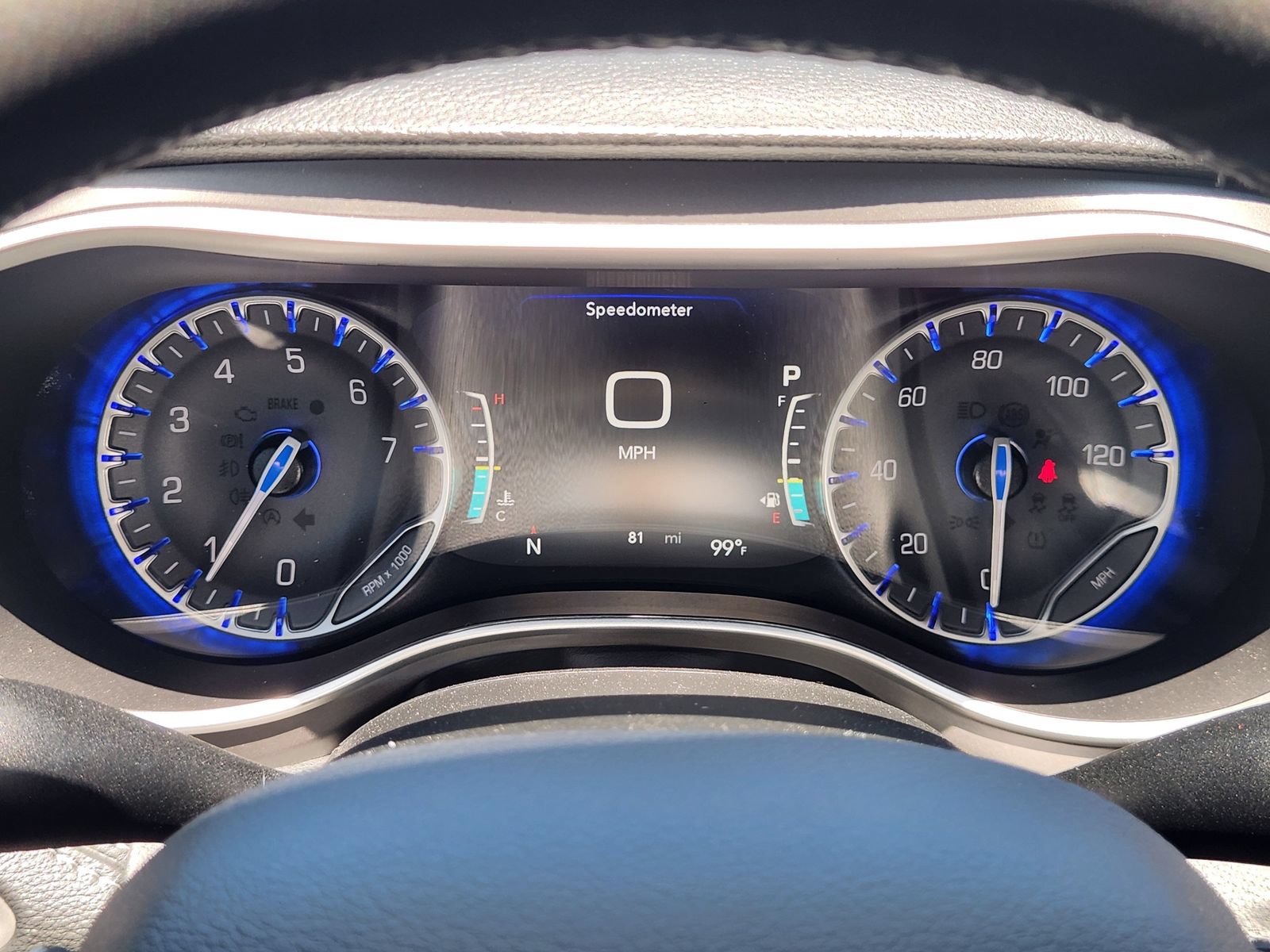 New 2027 Chrysler Pacifica Select w/ Family Tech Group FWD image 15
