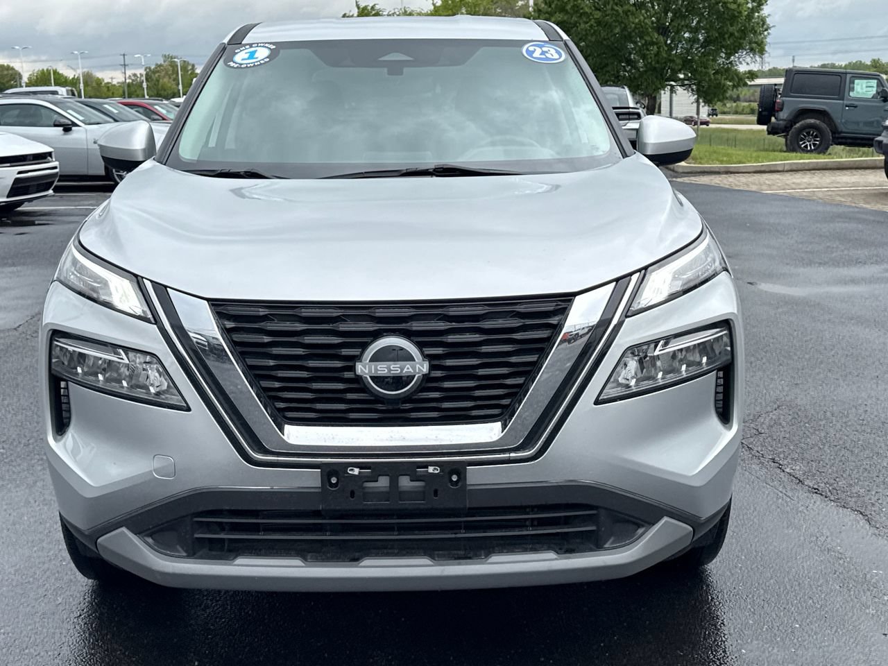 Used 2023 Nissan Rogue SV AWD/4WD image 8