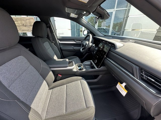 New 2026 GMC Terrain Elevation w/ LPO, Floor Liner Package image 28